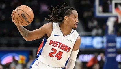 开云体育-詹金斯VS猛龙：操刀掩护+接应，21+5+5全面发挥