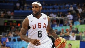 APP下载-里德谈梦八队：有次训练当詹姆斯上演暴力扣篮后 训练直接被叫停