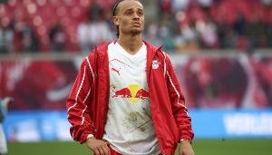 镜报：莱比锡对西蒙斯估值约6000万镑，正等待切尔西正式报价