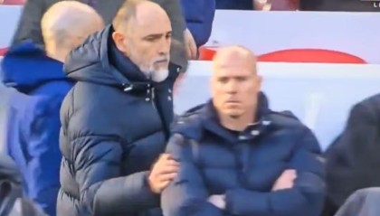 模拟器试玩-不是这个光头，图多尔把热刺工作人员阿兰-迪克松认成了斯洛特