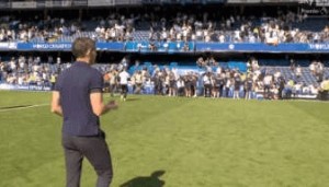 尴尬！水晶宫主帅格拉斯纳赛后与格伊打招呼，球员未回应